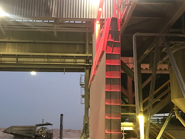 APS Lighting Safety - Lighting Solution for Reversing Loaders in Dusty Environments